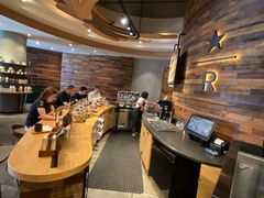 自助取餐区-星巴克臻选(深圳金光华店)