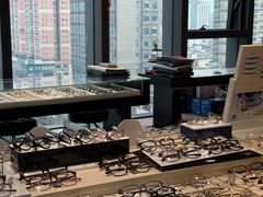 -瑞司视光眼镜·蔡司战略合作眼镜店(新街口店)