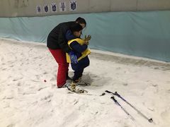 -乔波室内滑雪场