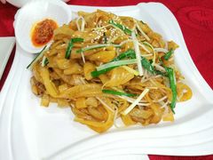 广式炒牛河-鼎珑点心仔(燕塘店)