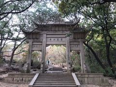 -灵岩山风景区