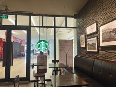 -星巴克臻选(南京金茂览秀城店)