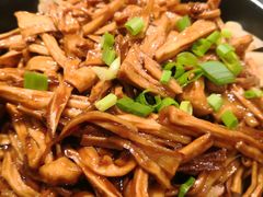 -老牌坊鲁菜名店(美莲广场店)