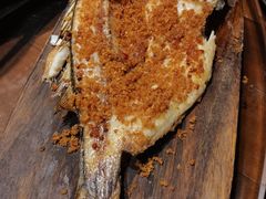 孜然蒜香鲈鱼-楼兰新疆主题餐厅(坂田佳华领汇广场店)