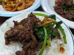 -湖南人家湘菜馆(镇江路店)