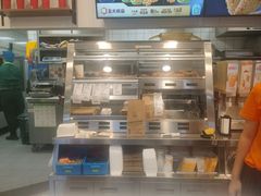 -德克士(场中路店)