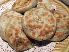 绩溪挞馃-又见炊烟私房菜(敬亭路店)