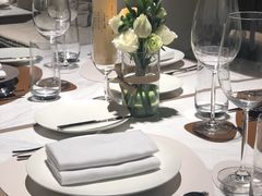 店内布置-窗外西餐厅(普罗理想国店)