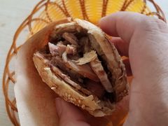 -洪峰浩老北京烧饼夹肉(角门路店)