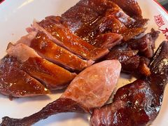 -老鼎万春卤菜(五代传承创始老店)