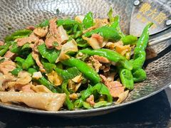 -费大厨辣椒炒肉(黄兴中心广场店)
