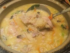 花胶鸡粥-粤仔湾砂锅粥(宜兴八佰伴店)