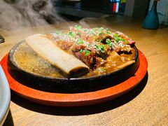 -蜜桃餐厅·伴山(湖滨商业街店)