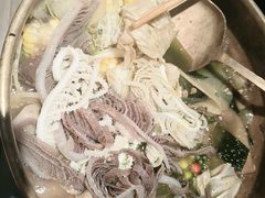 -毛肚向右·川渝毛肚王(经开永旺店)