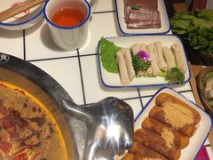 -贤合庄卤味火锅(安吉万达店)