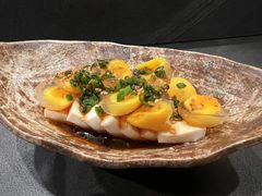 -吉屋·炭烧酒场·秋冬功夫奶汁河豚鱼锅