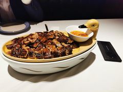 -八府香鸭·啫啫煲(华山路店)