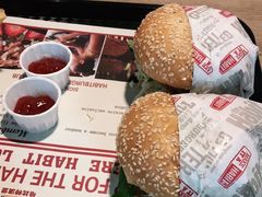 -The Habit Burger Grill 哈比特汉堡(复兴soho店)