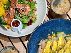 -F+轻食健身赋能空间(中华北路国贸商场店)