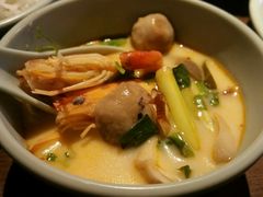 -大头虾越式风味餐厅(光明广场店)