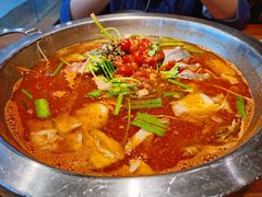 -野山舂·贵州现舂酸汤火锅(鸿通城店)