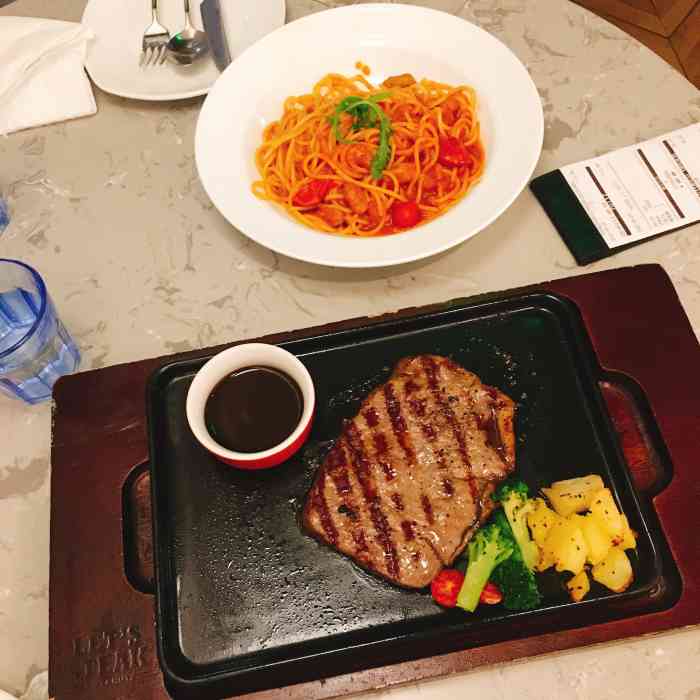 必胜客(重庆路万达店)-"回长春第二顿饭,不知道吃什么,路过重庆路.