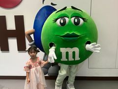 -m豆巧克力世界(上海世茂广场店)