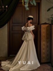 点击看大图 -GODDESS WHITE婚纱礼服(鹏城动力大厦店)