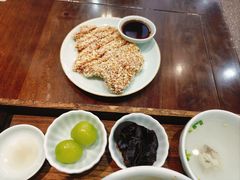-蟹上黄·蟹黄面·江南糖水(人民广场店)