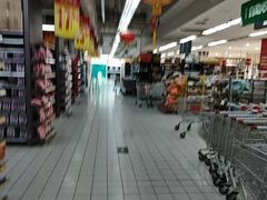 -家乐福(川沙店)