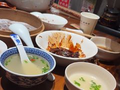 -李犟大爆鳝面·手工蟹黄包(湖滨西湖店)