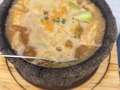 -品海楼·大连海胆锅贴馆(东港店)