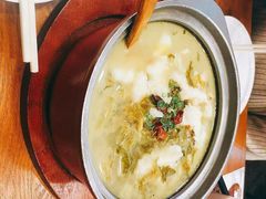 -周鱼小馆石锅酸菜鱼(活力汇店)