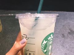 -星巴克(嘉定中信泰富万达广场店)