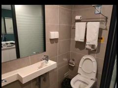 -乐嗨公寓(苏州火车站店)