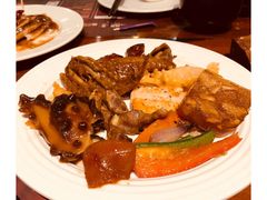 -四海一家自助餐(益田假日广场店)