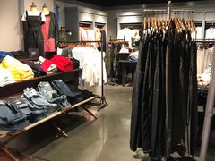 -Hollister(天环广场店)
