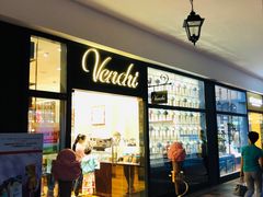 门面-VENCHI 闻绮(上海佛罗伦萨小镇店)