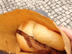 猪扒包-大利来记咖啡室(告利雅施利华街店)