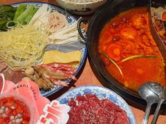 -周小明火锅(黑金冠社区店)