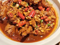 -爱碗亭·鲜炒湖南菜(壹城中心店)
