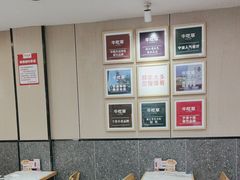 -牛吃草牛肉面(甬港南路店)