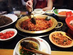 -潮火锅·麻辣牛肉火锅(观音桥方圆·LIVE店)