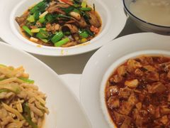 -渝信川菜·川味家常菜(新辰里亚运村店)