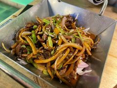 干锅香煸茶树菇-弄堂里(阿里西溪A区店)