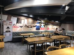 大堂-吴草鸡爪오초닭발韩食堂(融恒盈嘉中心店)