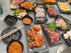 -啊美丽炭火烤肉(滑翔一店)