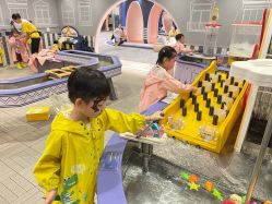 -奈尔宝·儿童乐园·亲子餐厅(鄞州万达店)