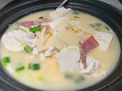 -新白鹿餐厅(金鹰新街口店)