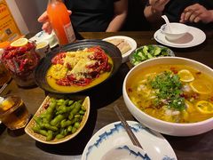 -聚汇三少·龙虾·中餐厅(莫邪路新天地店)